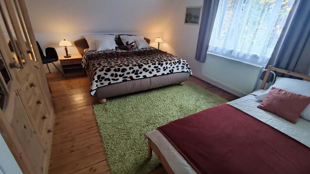 Holiday Home Moldava Luaran gambar